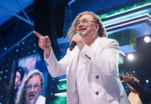 Игорь Николаев и звезды эстрады устанавливают новые тренды на Новый год igor nikolaev i zvezdy estrady ustanavlivayut novye trendy na novyj god-uralnovosti-ru-0