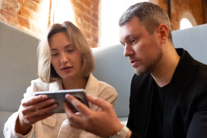 Как нейросети и искусственный интеллект вдохновляют жителей Свердловской области-0