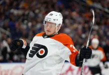 Матвей Мичков забивает за Филадельфию, прервав 9-матчевую серию без голов в НХЛ! matvej michkov zabivaet za filadelfiyu prervav 9matchevuyu seriyu bez golov v nhl-uralnovosti-ru-0