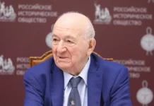 На Ваганьковском кладбище состоялись похороны Никиты Симоняна, легенды "Спартака" и Российского футбольного союза na vagankovskom kladbishhe sostoyalis pohorony nikity simonyana legendy spartaka i rossijskogo futbolnogo soyuza-uralnovosti-ru-0