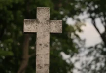 Париж разыграет надгробия легендарных кладбищ Пер-Лашез, Монпарнаса и Монмартра parizh razygraet nadgrobiya legendarnyh kladbishh perlashez monparnasa i monmartra-uralnovosti-ru-0