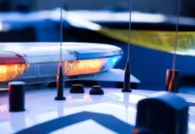 Полицейские Канзаса проявили мужество при вмешательстве в случай насилия policzejskie kanzasa proyavili muzhestvo pri vmeshatelstve v sluchaj nasiliya-uralnovosti-ru-0