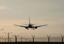 Росавиация сообщает о угрозе БПЛА для аэропорта Саратов и работе ПВО rosaviacziya soobshhaet o ugroze bpla dlya aeroporta saratov i rabote pvo-uralnovosti-ru-0