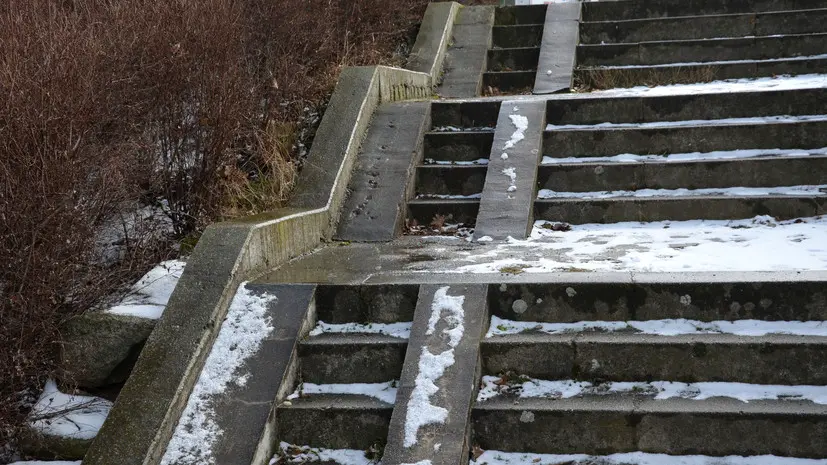 В ГД объяснили, можно ли установить пандус в доме для родителей с колясками