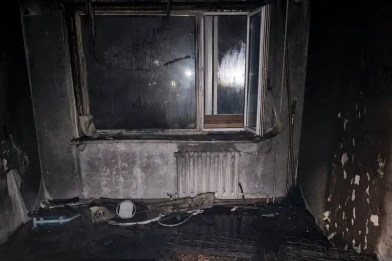 Двое малышей погибли при пожаре в многоквартирном доме в Приморье пресс-служба МЧС России по Приморскому краю