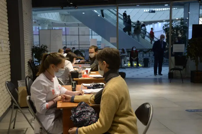 В Свердловской области и Екатеринбурге растёт охват вакцинацией от гриппа-0