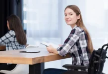 Юлия Наумова вместе с Российской государственной библиотекой для молодежи запускают инклюзивный конкурс yuliya naumova vmeste s rossijskoj gosudarstvennoj bibliotekoj dlya molodezhi zapuskayut inklyuzivnyj konkurs-uralnovosti-ru-0