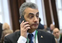 Лев Шлосберг из «Яблока» попал в список экстремистов Росфинмониторинга lev shlosberg iz yabloka popal v spisok ekstremistov rosfinmonitoringa-uralnovosti-ru-0