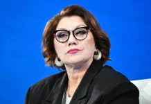 Роза Сябитова рассказывает о планах после участия в шоу «Звезды в Африке» и «Сокровища императора» roza syabitova rasskazyvaet o planah posle uchastiya v shou zvezdy v afrike i sokrovishha imperatora-uralnovosti-ru-0