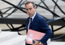 Себастьян Лекорню добился бюджетного успеха правительства Франции sebastyan lekornyu dobilsya byudzhetnogo uspeha pravitelstva franczii-uralnovosti-ru-0