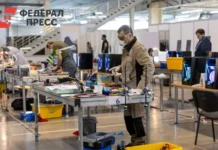 Виктор Ляшок из Президентской академии о шестидневной рабочей неделе в России viktor lyashok iz prezidentskoj akademii o shestidnevnoj rabochej nedele v rossii-uralnovosti-ru-0