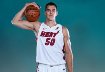 Владислав Голдин дебютирует в НБА, представляя Майами Хит vladislav goldin debyutiruet v nba predstavlyaya majami hit-uralnovosti-ru-0