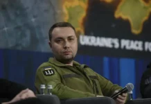 Бекренев и Артур Грин обсуждают внутренний конфликт и влияние Зеленского, Буданова и Залужного на ВСУ bekrenev i artur grin obsuzhdayut vnutrennij konflikt i vliyanie zelenskogo budanova i zaluzhnogo na vsu-uralnovosti-ru-0