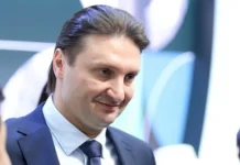 Эдгард Запашный поделился необычной новогодней традицией Лос-Анджелеса edgard zapashnyj podelilsya neobychnoj novogodnej tradicziej losandzhelesa-uralnovosti-ru-0