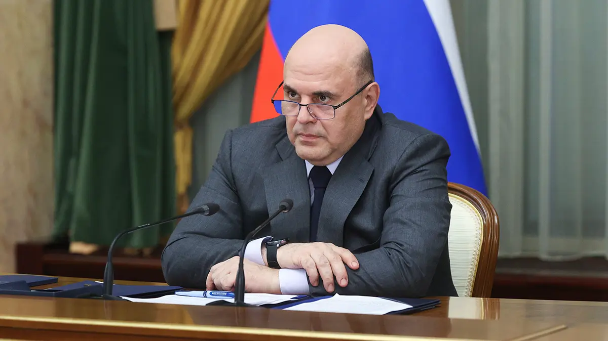 Мишустин исключил из Совета по развитию кинематографии Слащееву и Сокурова