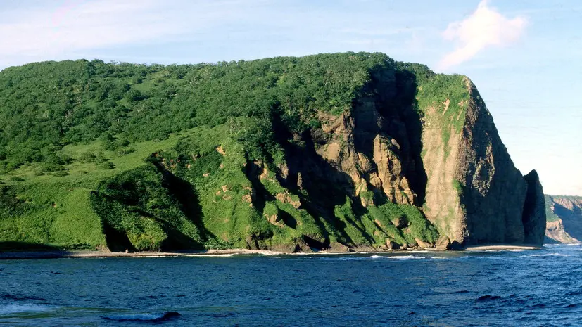 Между вулканами и океаном: что скрывает остров Курильской гряды Итуруп