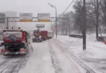 В Москве и на МКАД выпала большая часть месячной нормы снега за сутки v moskve i na mkad vypala bolshaya chast mesyachnoj normy snega za sutki-uralnovosti-ru-0