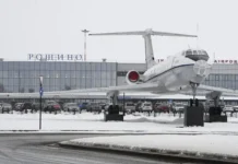 Пассажиры AZUR air из Тюмени, Красноярска ждут вылета во Вьетнам passazhiry iz tyumeni krasnoyarska zhdut vyleta vo vetnam-uralnovosti-ru-0