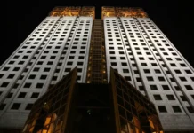 Владимир Путин чествует учёных Дедова, Липанова и Логинова vladimir putin chestvuet uchyonyh dedova lipanova i loginova-uralnovosti-ru-0