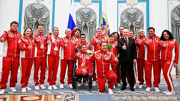 Журова: Путин искренне гордится победами атлетов-паралимпийцев