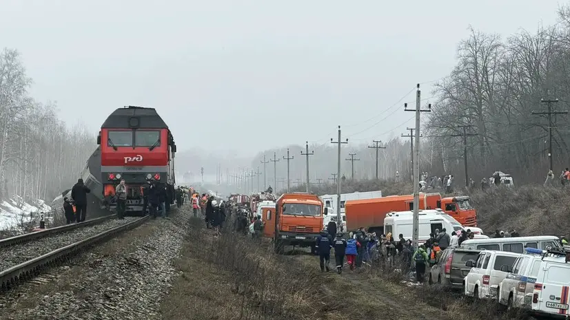 Русских заявил о госпитализации 12 пострадавших при ЧП с поездом под Ульяновском