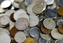 Банк России во Владивостоке меняет мелочь на купюры bank rossii vo vladivostoke menyaet meloch na kupyury-uralnovosti-ru-0