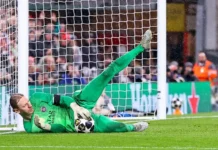 Матвей Сафонов восхищает Францию блистательной игрой за ПСЖ matvej safonov voshishhaet francziyu blistatelnoj igroj za pszh-uralnovosti-ru-0