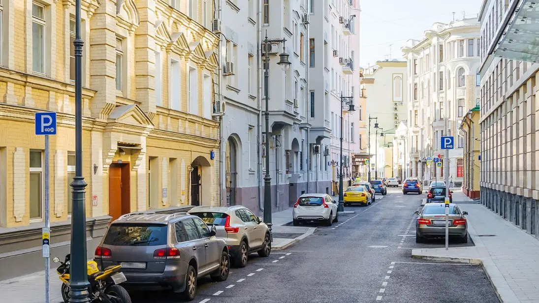 Как будут работать парковки в Москве на майские праздники в 2026 году