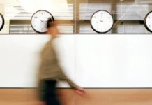 Нилов заявил: Госдума не обсуждает шестидневку; Милонов поддержал nilov zayavil gosduma ne obsuzhdaet shestidnevku milonov podderzhal-uralnovosti-ru-0