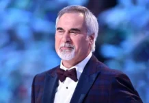 Особняк Валерия Меладзе в Миллениум парке ищет владельцев osobnyak valeriya meladze v millenium parke ishhet vladelczev-uralnovosti-ru-0