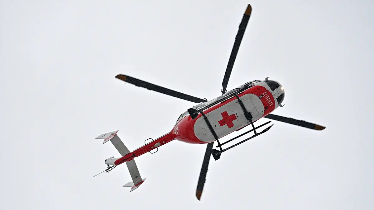 Санавиация доставила в Саратов пострадавших в ДТП с автобусом