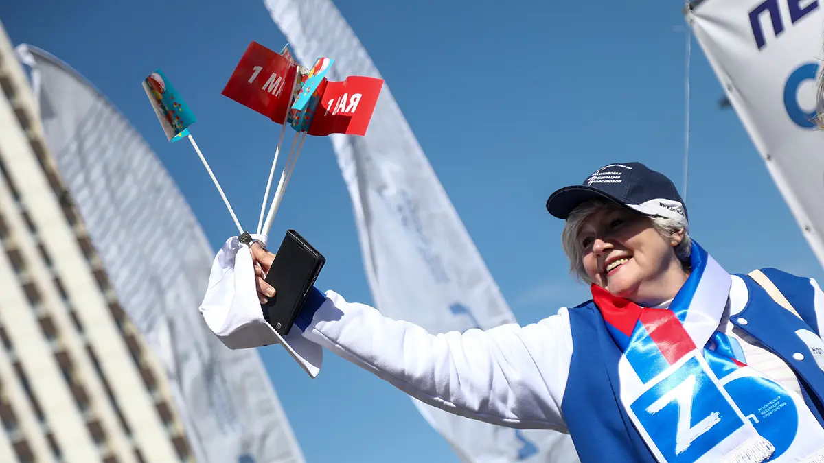 В Госдуму внесли законопроект о ежегодной выплате 13-й зарплаты к 1 мая