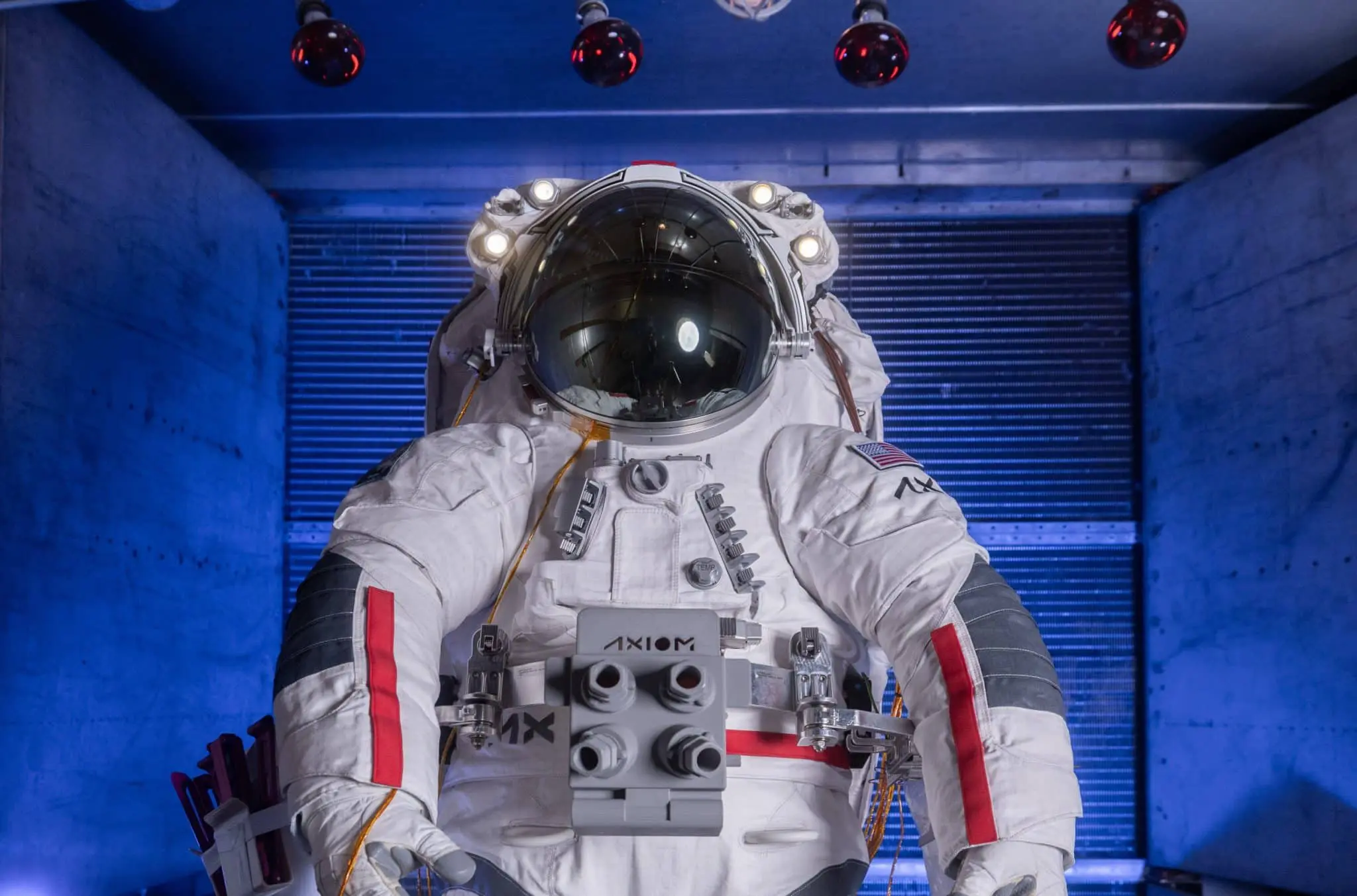 Скафандры для Луны к 2031 году NASA готовит с Axiom-0