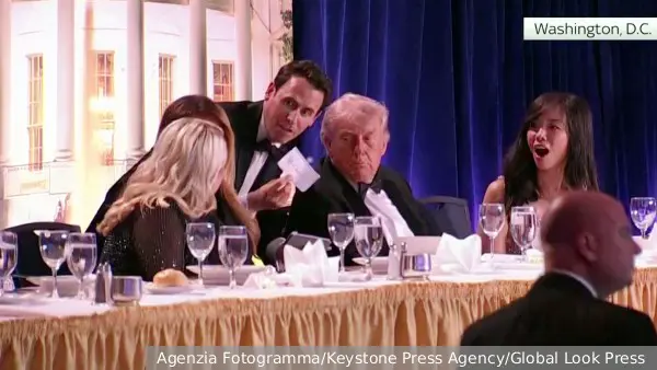 WP сообщила подробности стрельбы на ужине Трампа с прессой