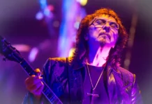Тони Айомми (Black Sabbath) награжден Зафаром Икбалом в Бирмингеме toni ajommi nagrazhden zafarom ikbalom v birmingeme-uralnovosti-ru-0