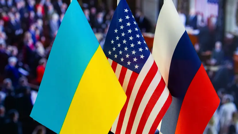Ушаков: США сохраняют отношения с Киевом, проводя переговоры с Россией