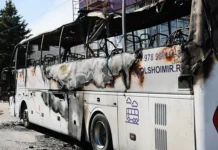 avtobus moskvasimferopol popal pod udar v enakievo dnr-uralnovosti-ru-0