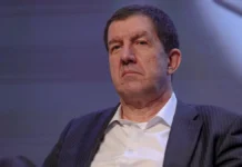 Глава Ростелекома критикует Apple, верит в переговоры glava rostelekoma kritikuet verit v peregovory-uralnovosti-ru-0