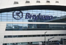 rosaviacziya snimaet ogranicheniya na polety vo vnukovo i domodedovo-uralnovosti-ru-0