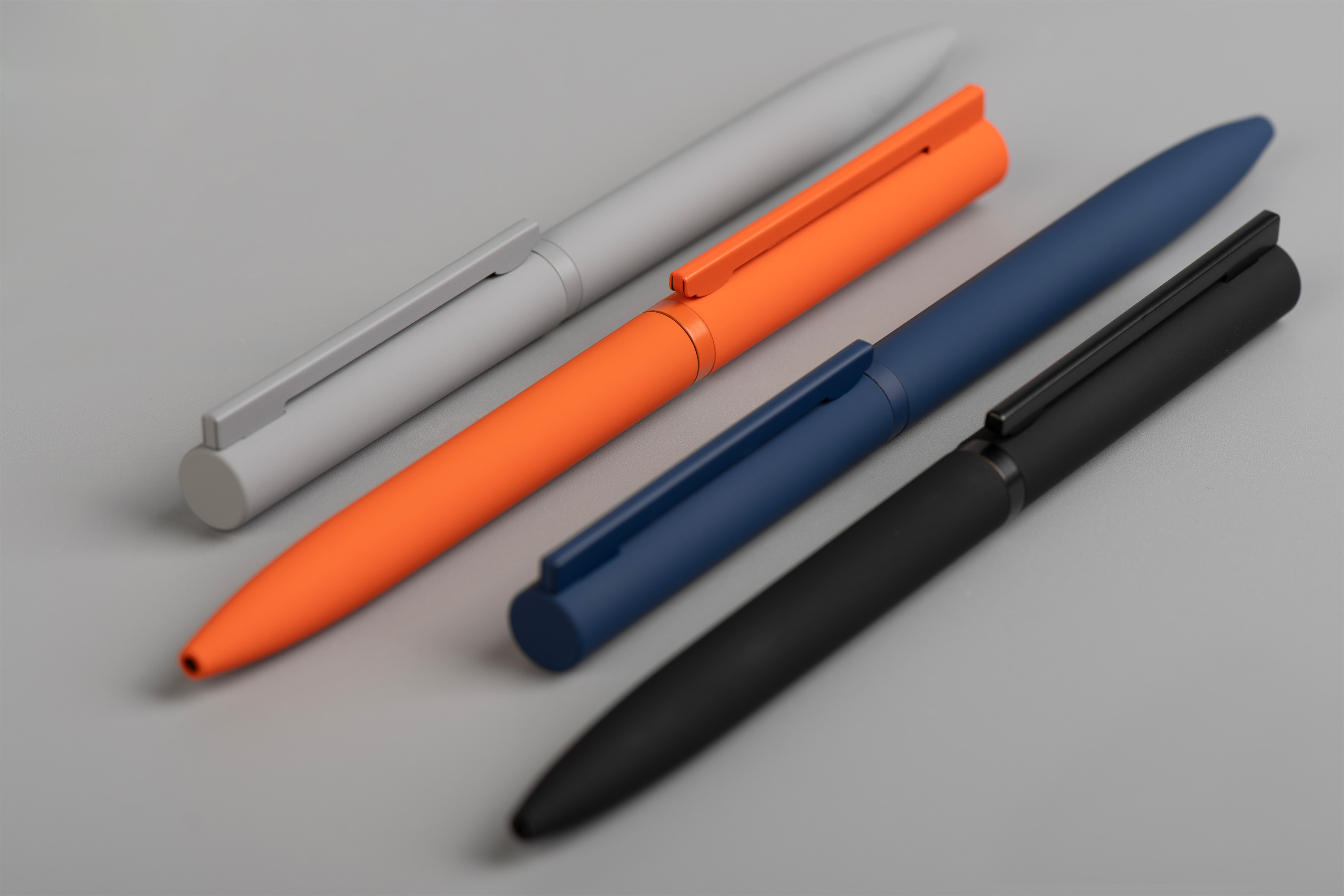 Ручка шариковая "Sirius", покрытие soft touch, цвет темно-синий