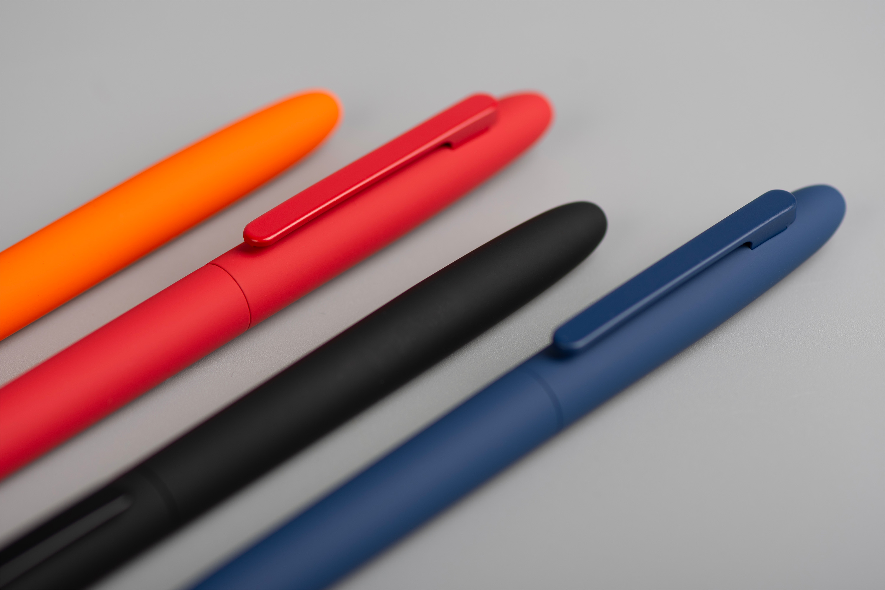 Ручка шариковая "Vega", покрытие soft touch, цвет черный