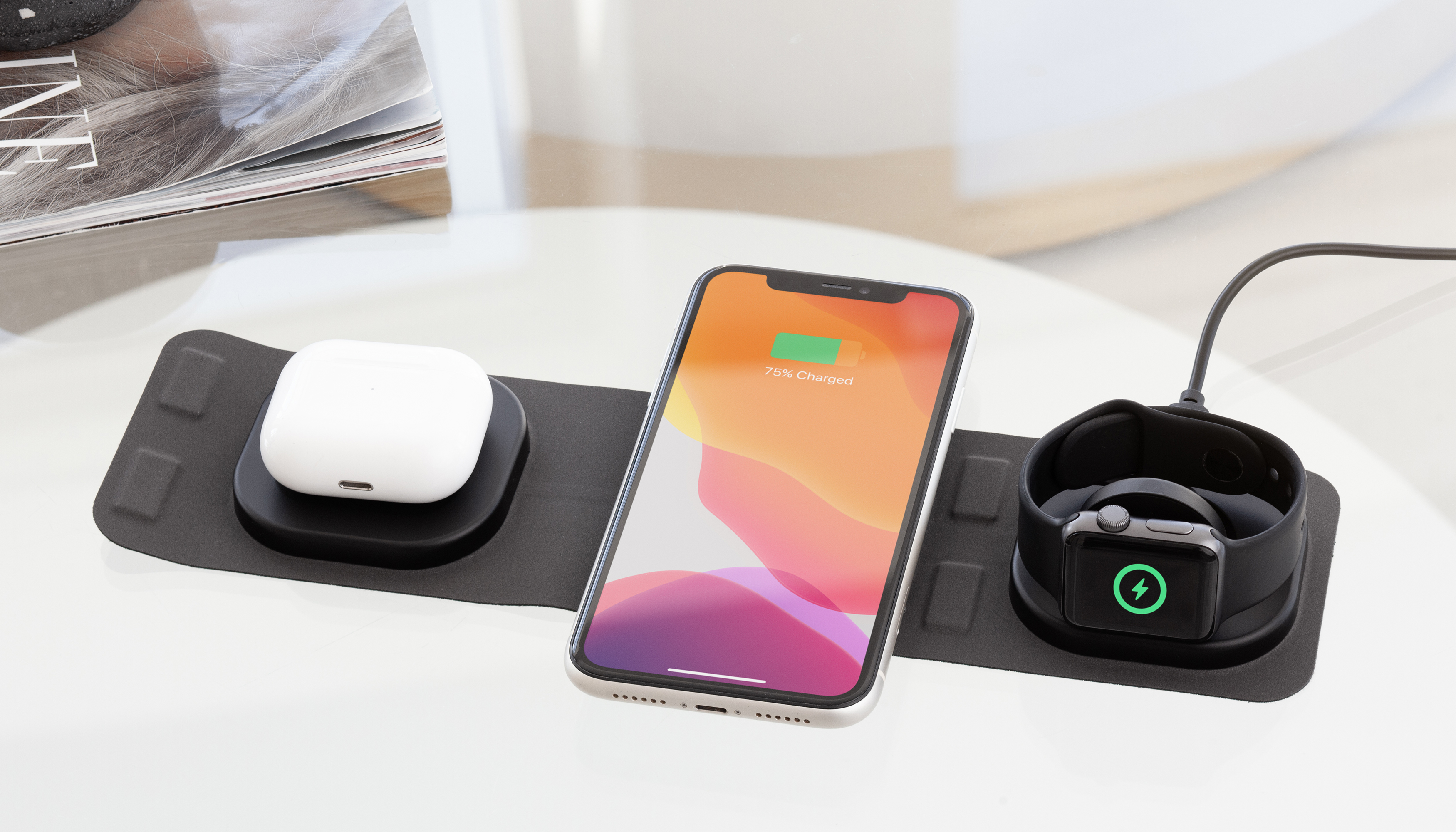 Складная беспроводная (15W) зарядная станция "Magic Case" с MagSafe для смартфона, часов и наушников, цвет черный