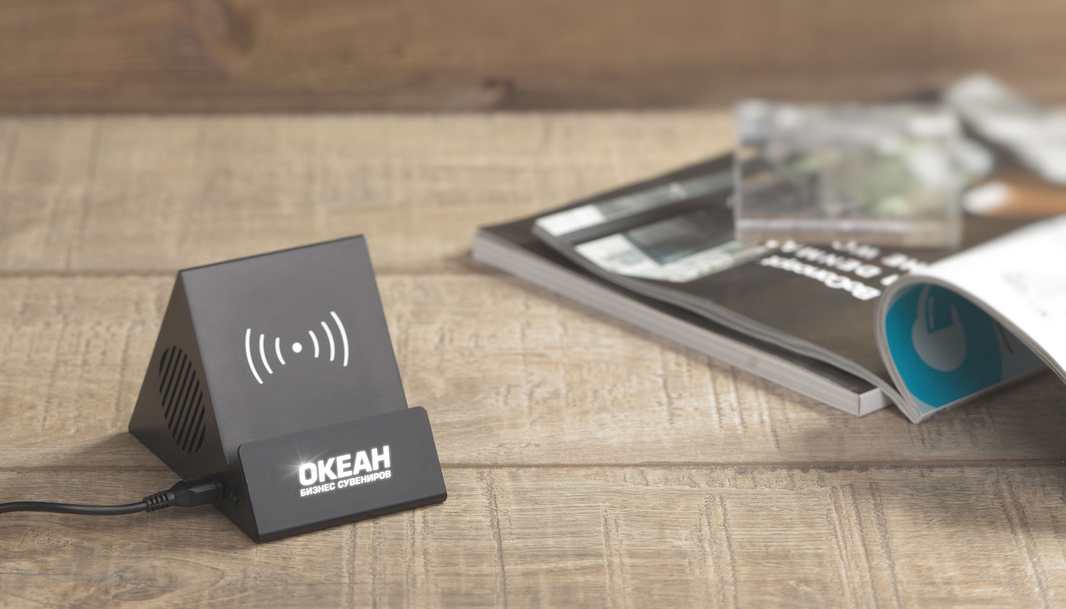 Bluetooth колонка-подставка "Rock" 3Вт с беспроводным зарядным устройством и подсветкой логотипа, цвет черный