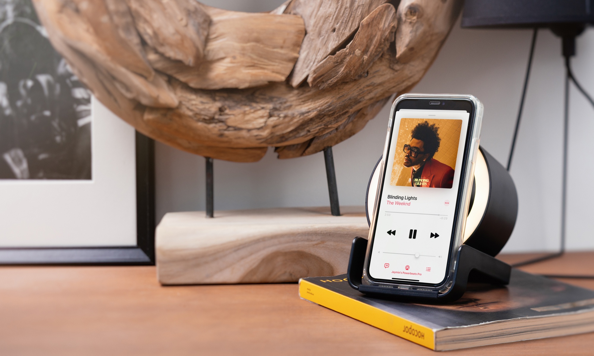 Bluetooth колонка-подставка "Smart Loud" с беспроводным (10W) зарядным устройством, лампой и подсветкой логотипа, цвет черный