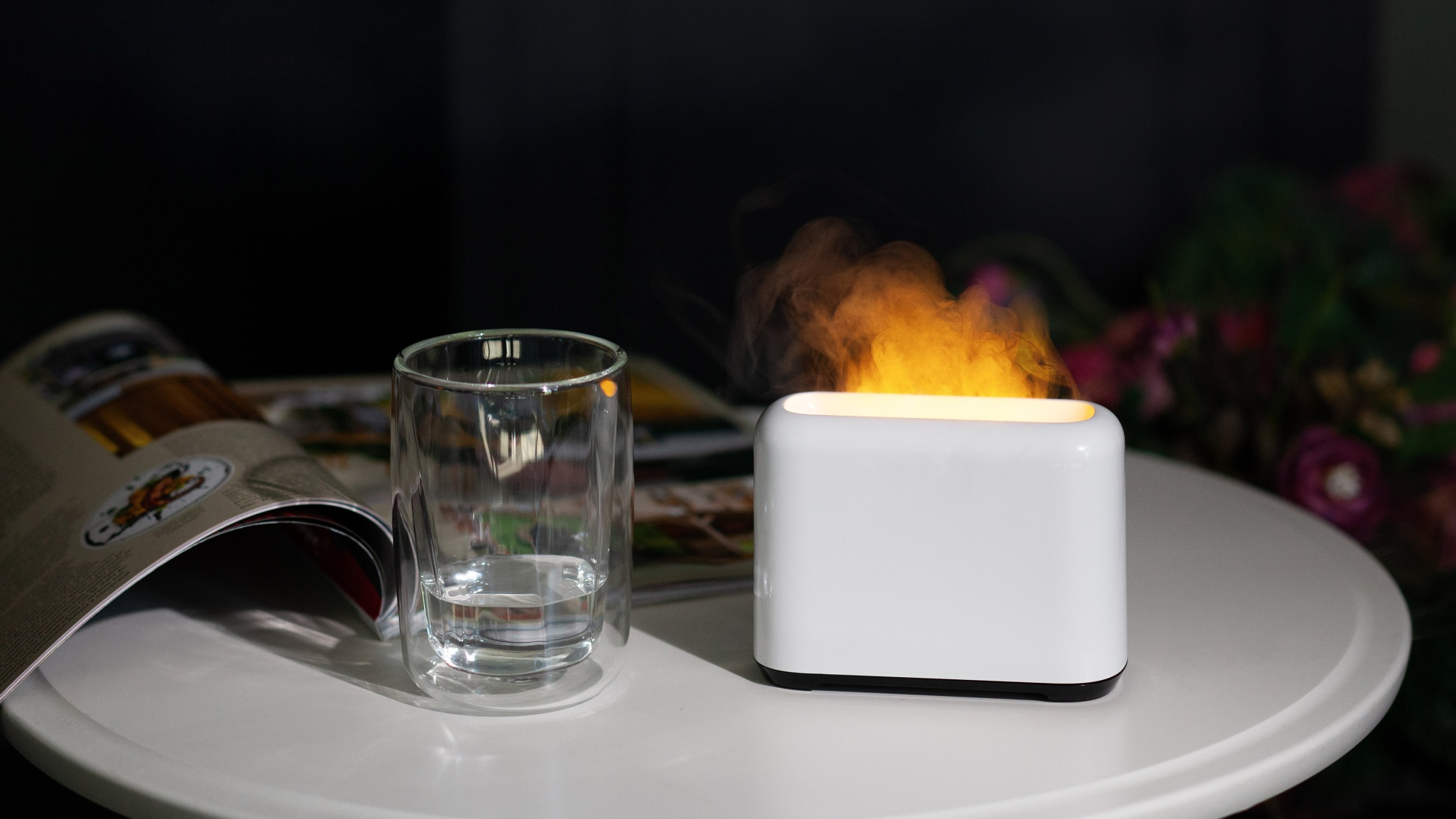 Увлажнитель "Flame" с эффектом пламени, цвет белый