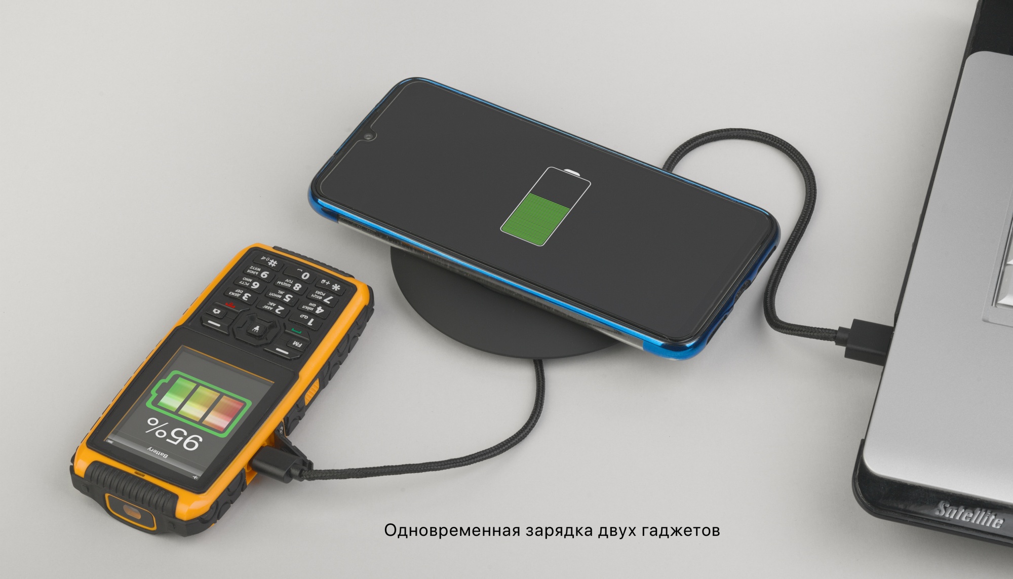 Настольное беспроводное зарядное устройство "Light SOFTTOUCH" с подсветкой логотипа, цвет черный