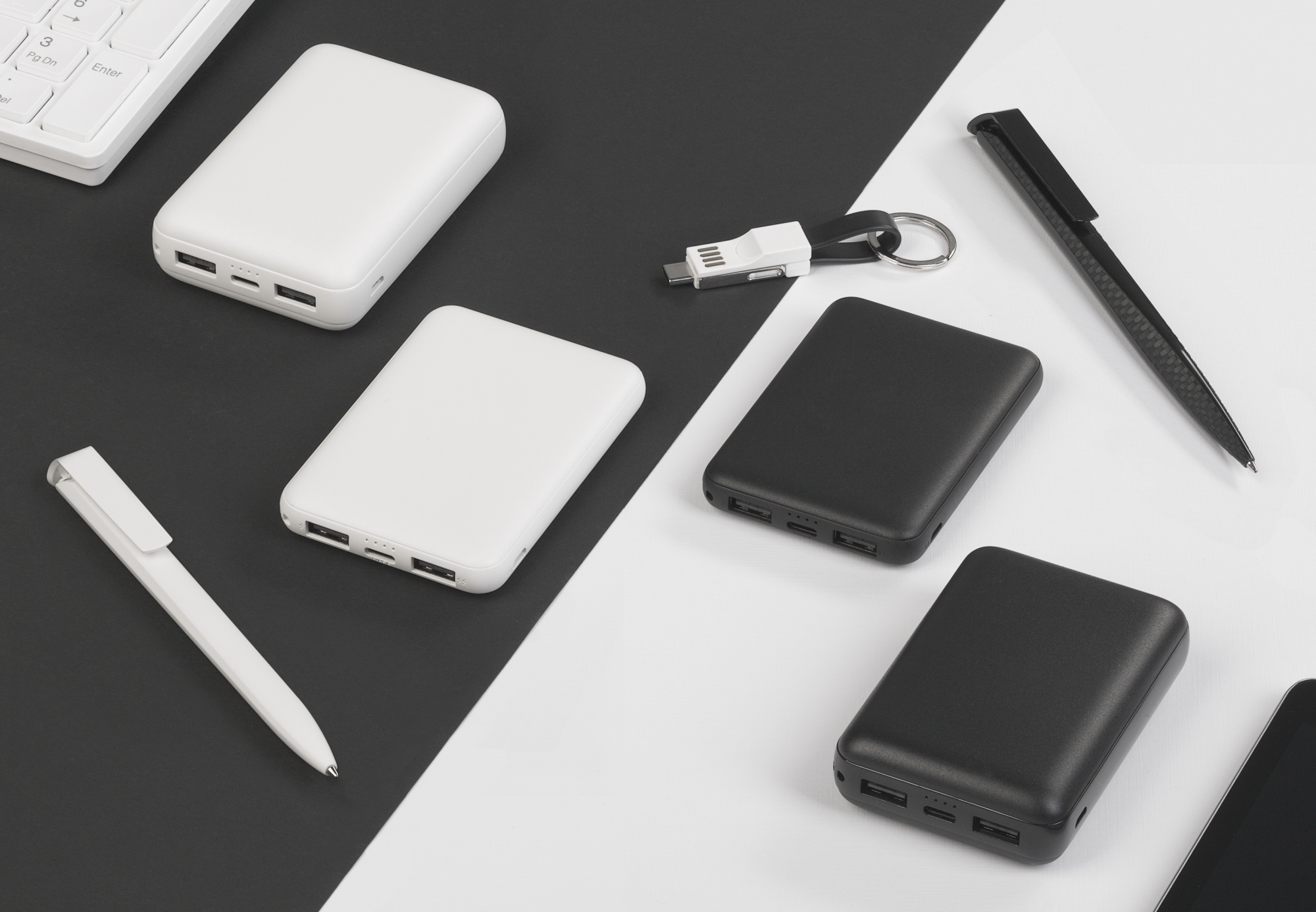 Зарядное устройство "Compact", 5000 mAh, белый, цвет белый