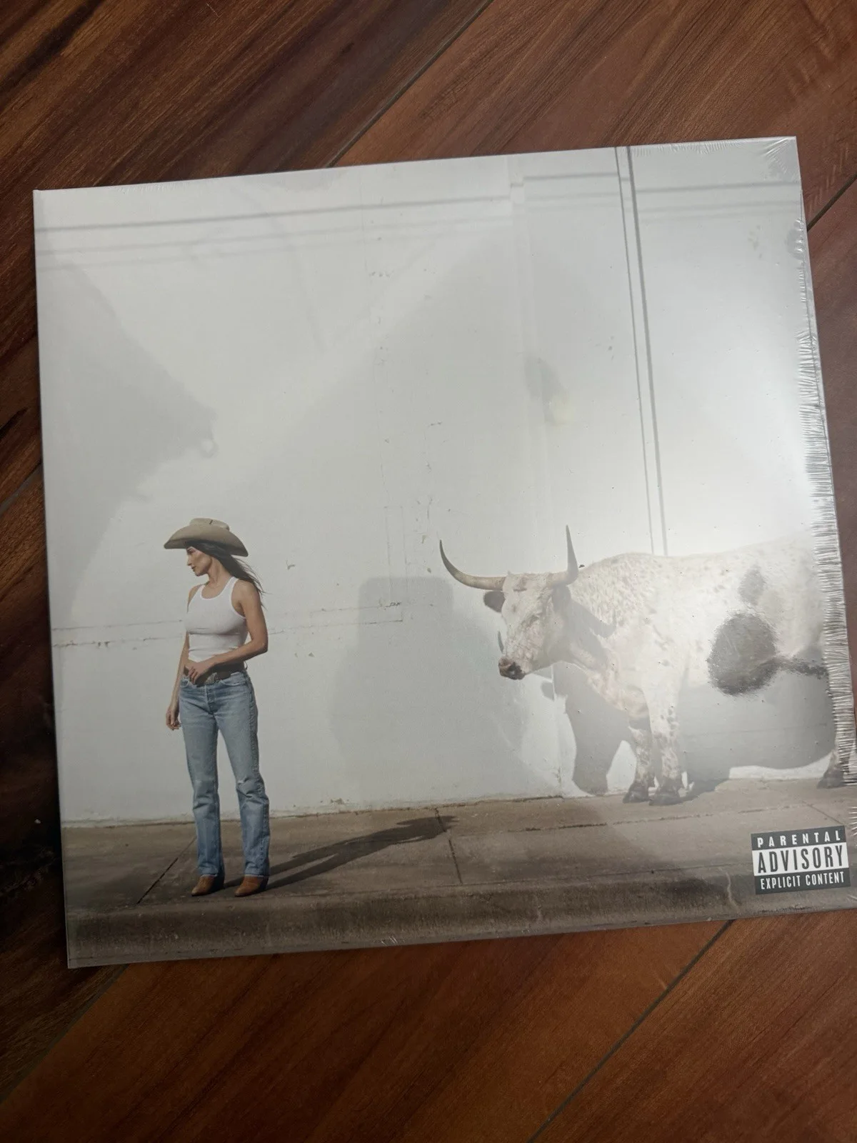 Kacey Musgraves — Kacey Musgraves SIGNED LP Middle of Nowhere WHISKEY COLORED Vinyl Record, image 2