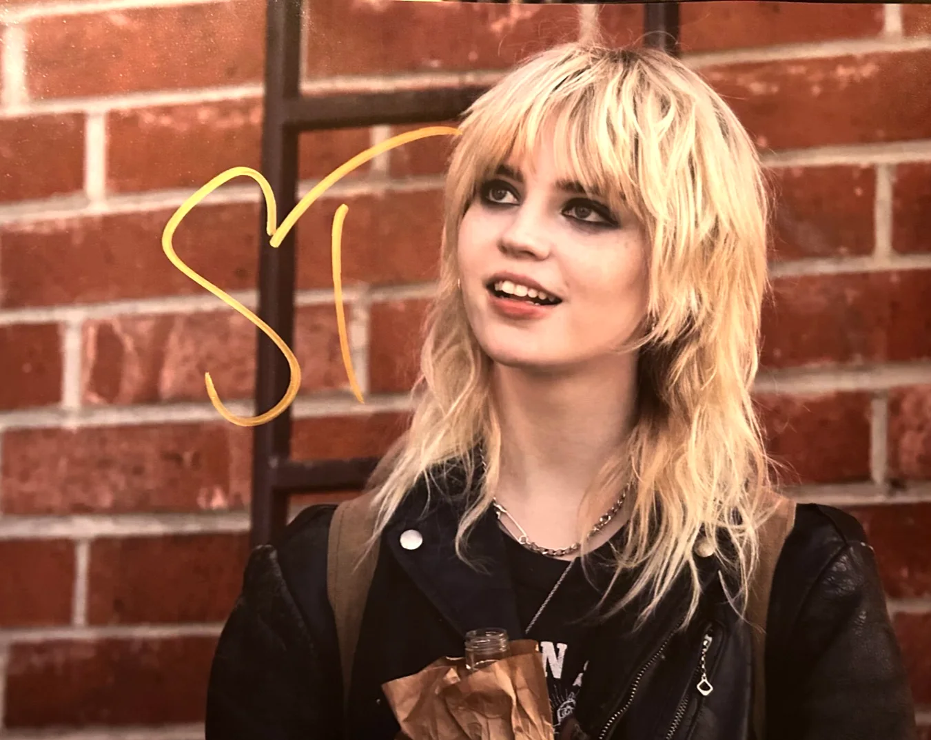 Sophie Thatcher — SOPHIE THATCHER Signed 8x10" Authentic Original Autograph GENUINE w/COA, image 3