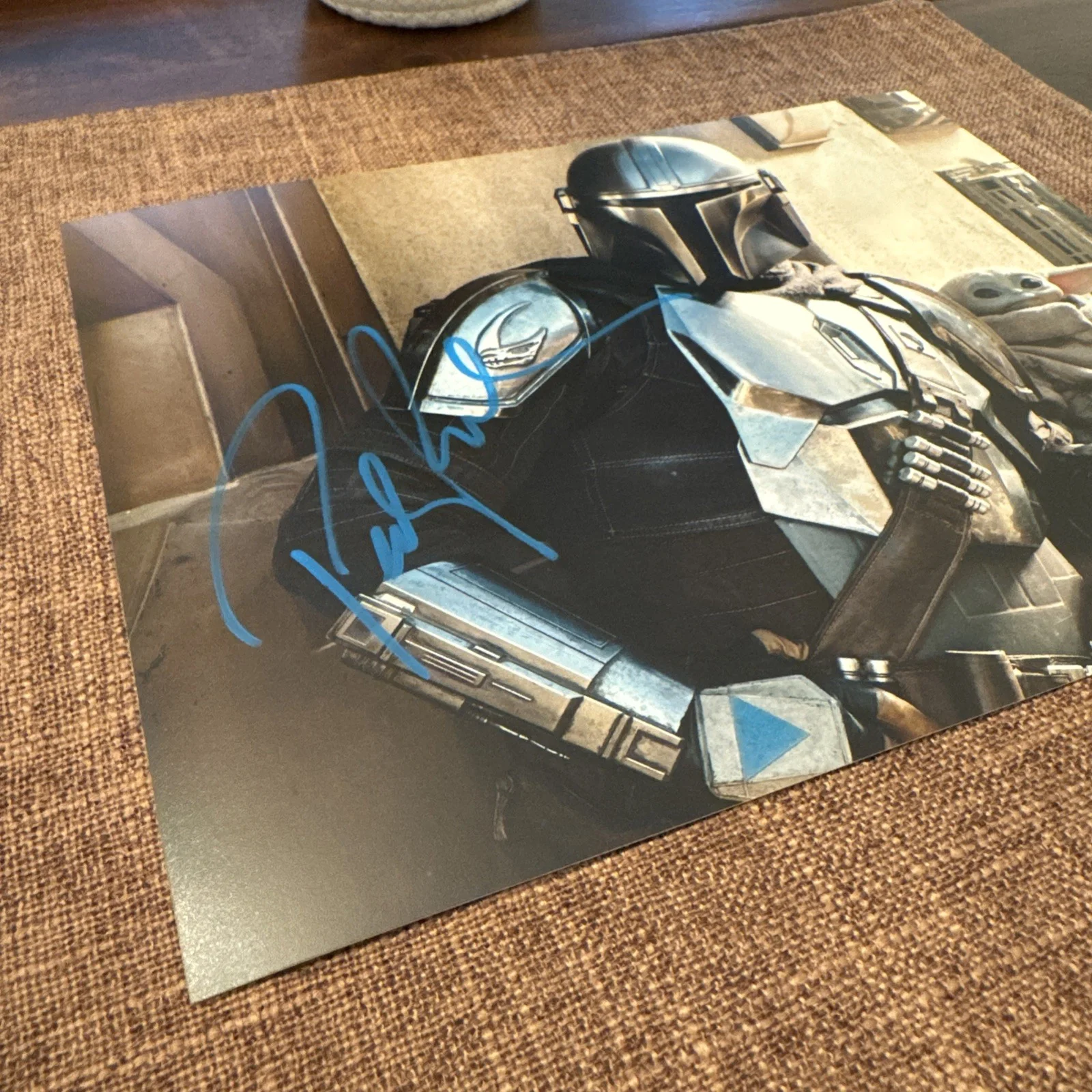 Pedro Pascal — Pedro Pascal "Mandalorian" Signed 8x10" Original Autograph w/COA Hologram Proof, image 2